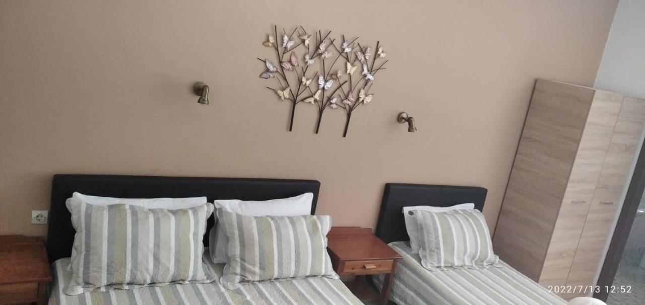 Golden Sun Apartments 罗达奇诺 外观 照片
