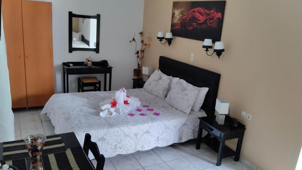 Golden Sun Apartments 罗达奇诺 外观 照片