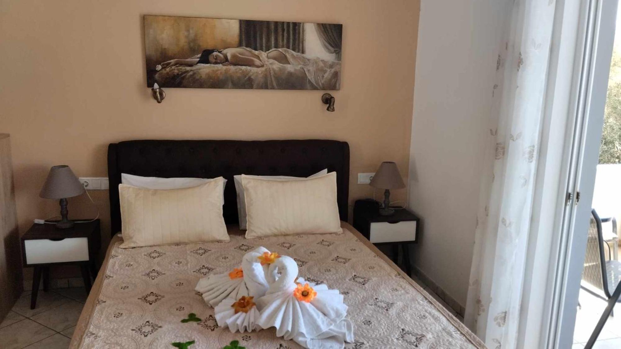 Golden Sun Apartments 罗达奇诺 外观 照片